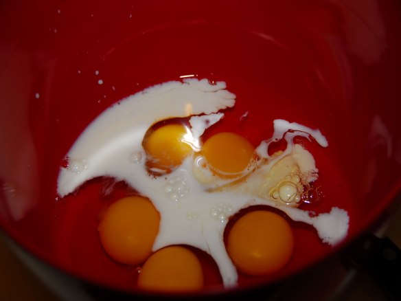 Frittata-Blog-2014---Eggs-and-Milk---LaurelsLovelyLiving.com-